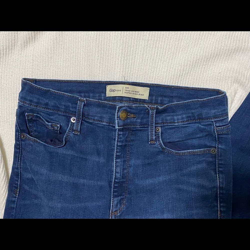Gap true skinny high rise jeans size 29T
